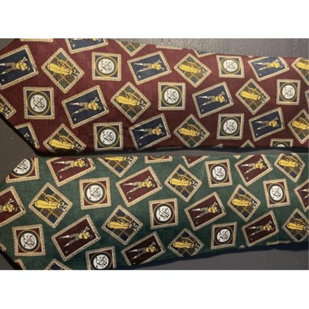 Lot of 2‎ Payne Stewart 100% Silk Golf Theme Neck Ties